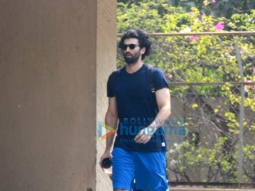 Aditya Roy Kapur snapped at the gym