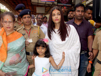 Aishwarya Rai Bachchan and her mom seek blessings at Siddhivinayak temple on her birthday