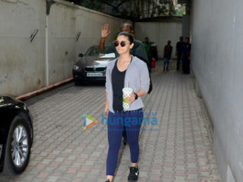 Alia Bhatt spotted at Vishesh films' office in Khar