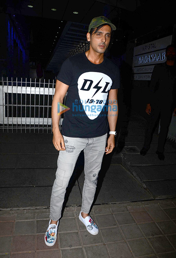 ameesha patel and zayed khan snapped at hakkasan for dinner 6