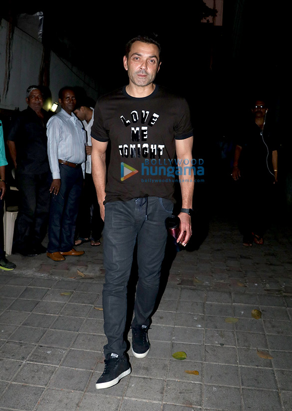 bobby deol snapped in bandra 1