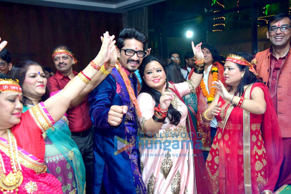 Celebs grace Harsh Limbachiyaa and Bharti Singh’s Mata Ki Chowki Celebs grace Harsh Limbachiyaa and Bharti Singh’s Mata Ki Chowki