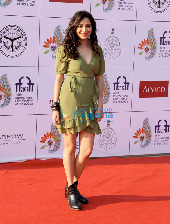 celebs grace closing ceremony of iffi 2017 in goa 15