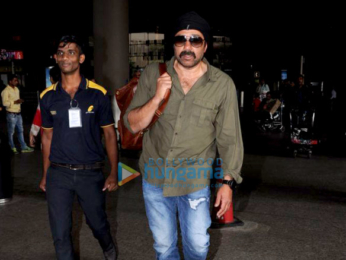 Celebs snapped at the airport