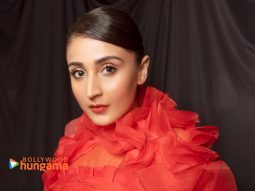 Celeb Wallpapers Of Dhvani Bhanushali
