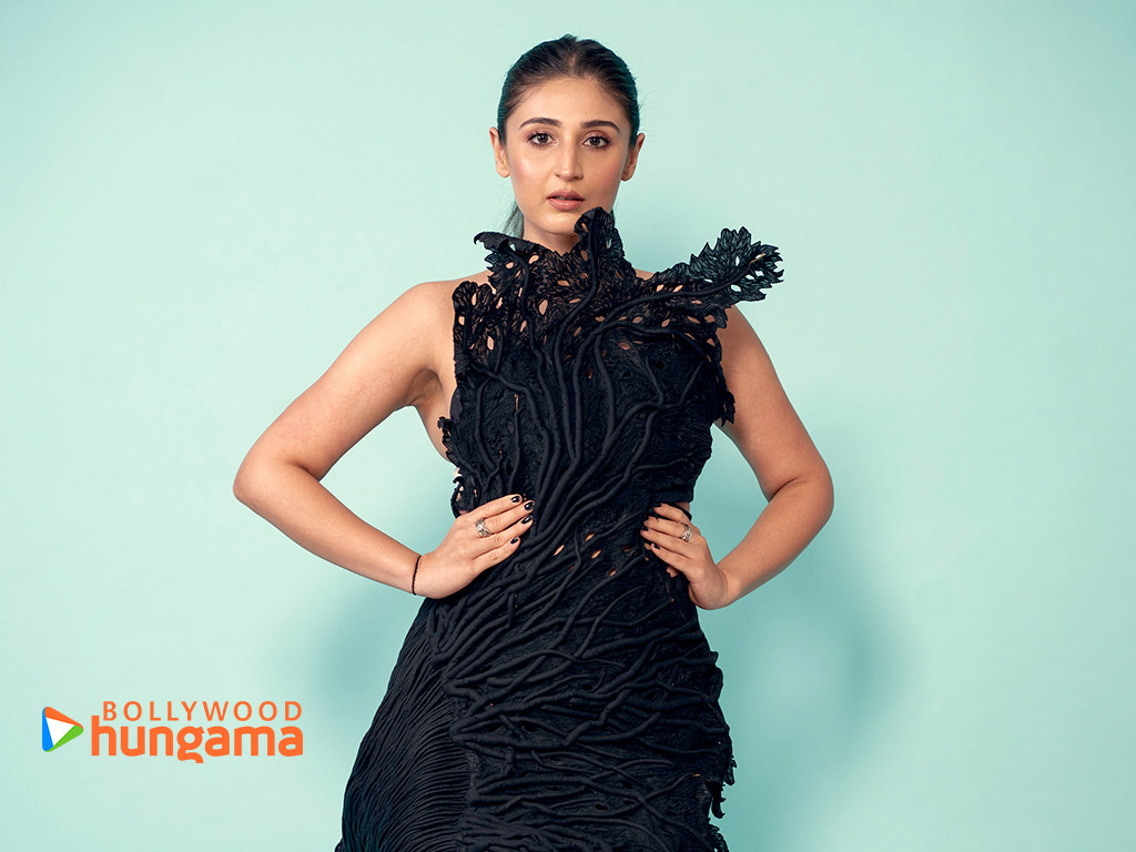 Dhvani Bhanushali Dhvani Bhanushali