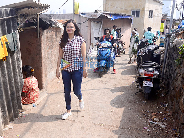 Dia Mirza and Jackky Bhagnani meets kids on Children’s Day at Worli Dia Mirza and Jackky Bhagnani meets kids on Children’s Day at Worli