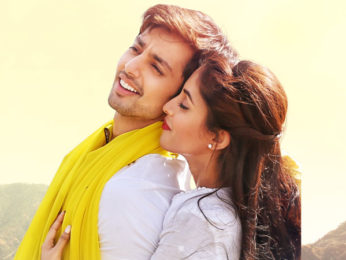Tanha Tanha Ghum Ke Dhunde Dil Tanha Tanha Ghum Ke Dhunde Dil