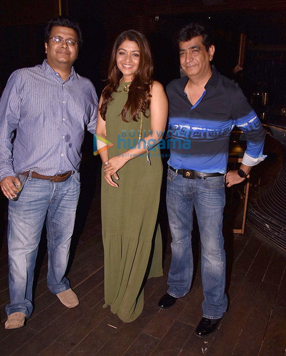 divya khosla kumar hosts a surprise birthday bash for bhushan kumar 15