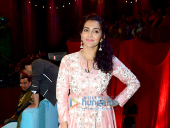 Irrfan Khan and Parvathy promote 'Qarib Qarib Singlle' on ‘The Drama Company’