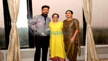 Irrfan Khan and Parvathy Thiruvothu at a Photoshoot and Press Meet for ‘Qarib Qarib Singlle’