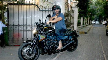 John Abraham and Iulia Vantur spotted at Bandra