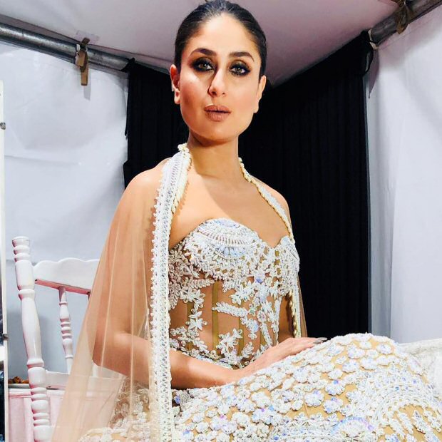 Kareena Kapoor Khan was a vision in white as a showstopper at Manish Malhotra's show in Kenya 3
