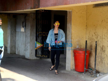 Kareena Kapoor khan snapped post her gym session in Khar