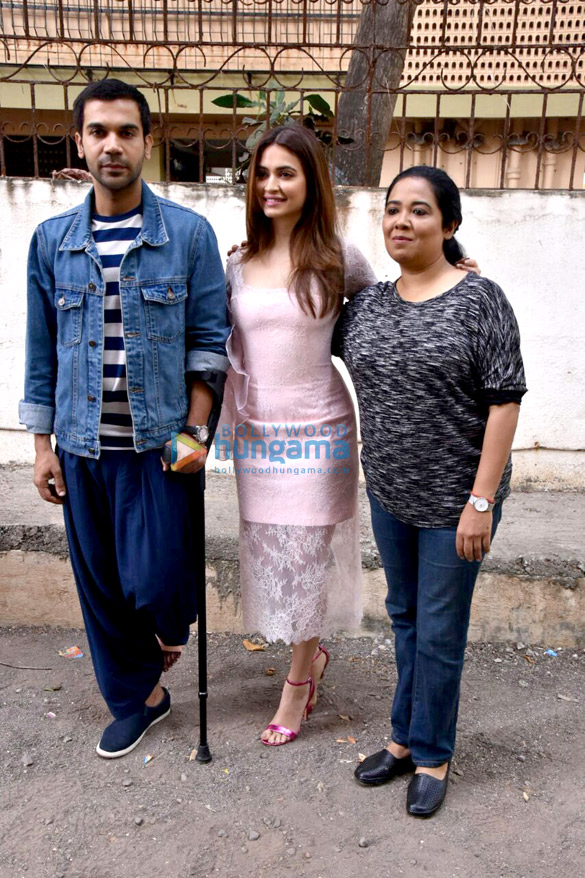 kriti kharbanda and rajkummar rao promote shaadi mein zaroor aana 5