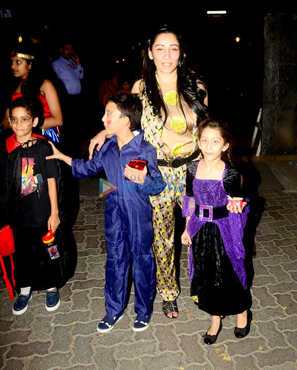 manyata dutt snapped with kids 5 2