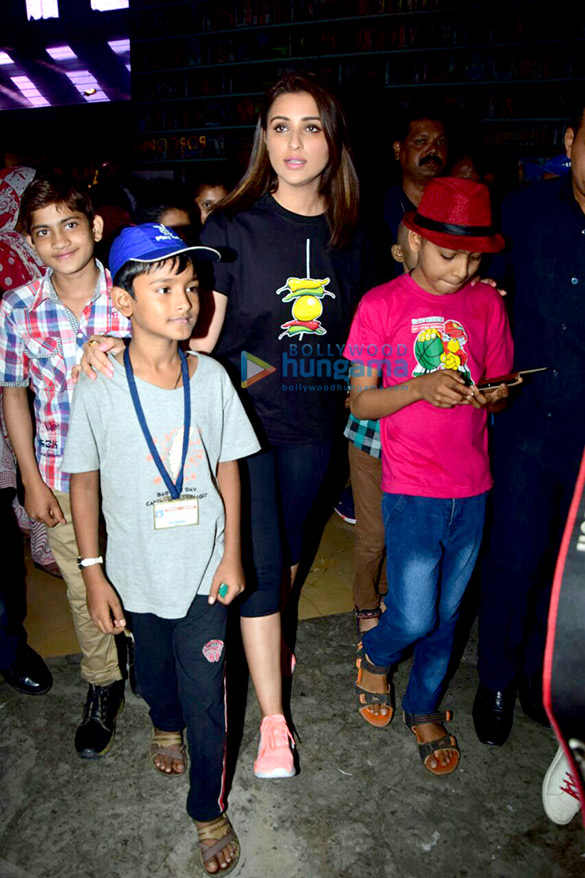 parineeti chopra hosts a special screening of golmaal again for the children of tata memorial hospital 3