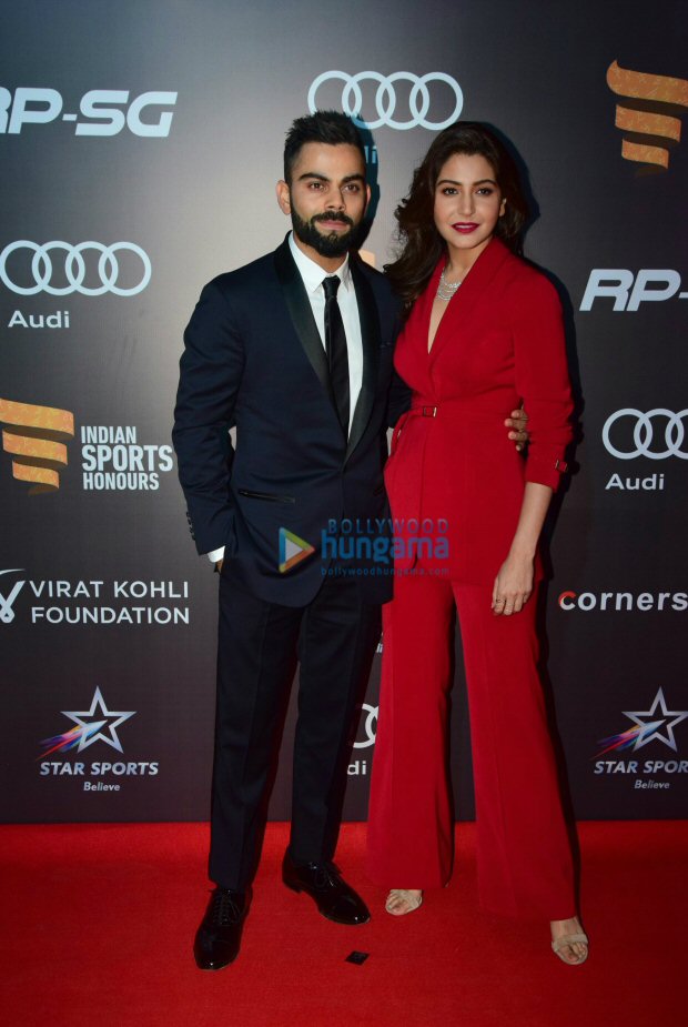 Power couple Anushka Sharma and Virat Kohli looked much in love at Indian Sports Honours 20172
