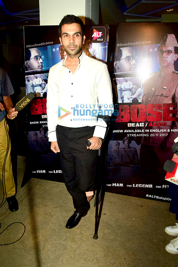 rajkummar rao hosts a special screening of bose deadalive 1