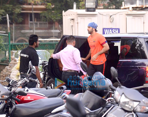 ranbir kapoor sidharth malhotra and others snapped at football practice session 4