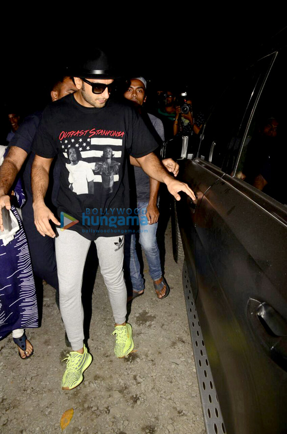 ranveer singh and zoya akhtar snapped at shankar mahadevans studio 3