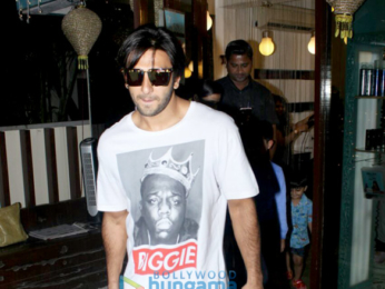 Ranveer singh spotted outside B-blunt, Khar in his new look