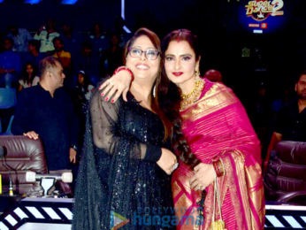 Rekha snapped on the sets of Super Dancer 2
