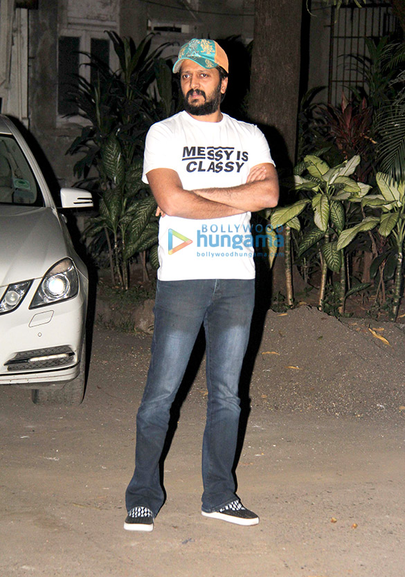 Riteish Deshmukh spotted at Bandra