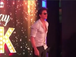 WATCH: Shah Rukh Khan dances on ‘Jabra Fan’ on his 52nd birthday