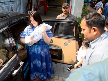 Sachiin Joshi snapped with his new born baby