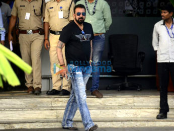 Sanjay Dutt arrives from Jodhpur in a charter flight