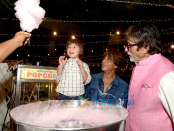 Shah Rukh Khan, AbRam and others at Aaradhya's birthday bash