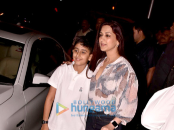 Shah Rukh Khan, AbRam and others at Aaradhya's birthday bash