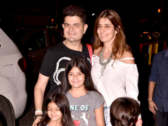Shah Rukh Khan, AbRam and others at Aaradhya's birthday bash
