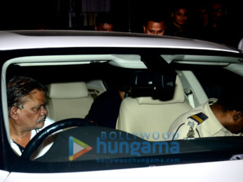 Shah Rukh Khan snapped in Juhu
