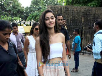 Shah Rukh Khan's birthday party attendees return from Alibaug