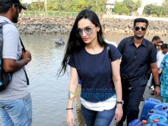 Shah Rukh Khan's birthday party attendees return from Alibaug