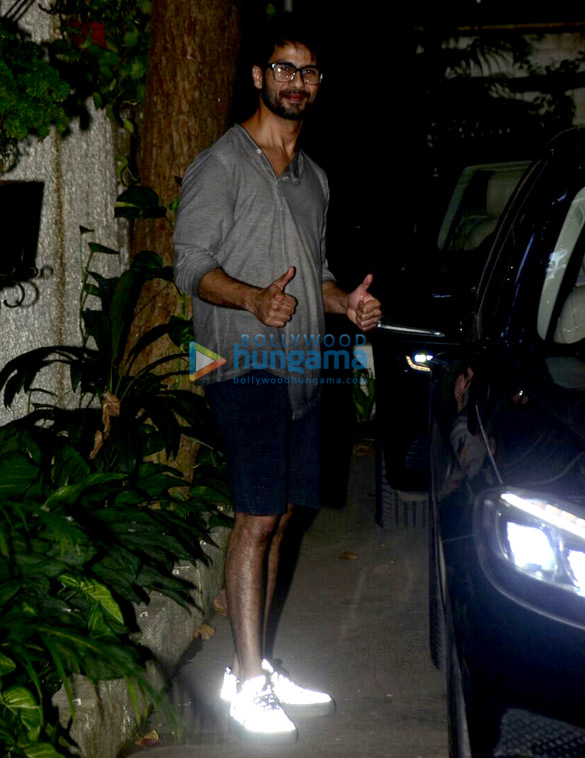 shahid kapoor snapped at sunny super sound 5