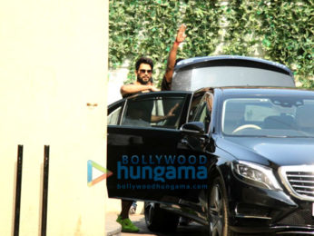 Shahid Kapoor spotted after his gym session in Bandra