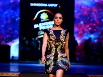 Shraddha Kapoor walks the ramp for Manish Arora at Blender's Pride Fashion Tour, New Delhi