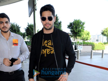 Sidharth Malhotra, Kiara Advani and Anil Kapoor snapped at the airport