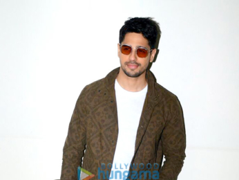 Post-release, Sidharth Malhotra, Sonakshi Sinha and Akshaye Khanna promote 'Ittefaq' in Mumbai