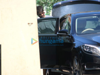 Sooraj Pancholi and Shahid Kapoor spotted at the gym