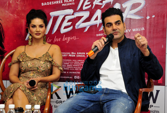 sunny leone and arbaaz khan promote tera intezaar in delhi 1