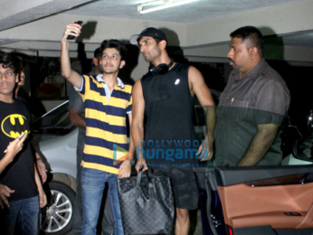 Sushant Singh Rajput and Sara Ali Khan snapped outside Abhishek kapoor's office