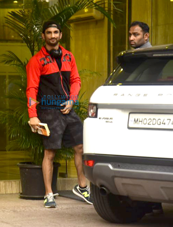 sushant singh rajput snapped post gym session in bandra 4