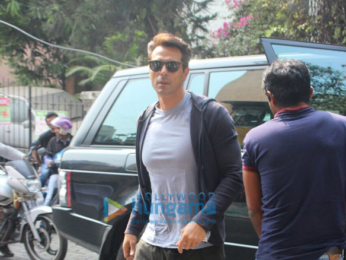Team of 'Paltan' arrive in Mumbai
