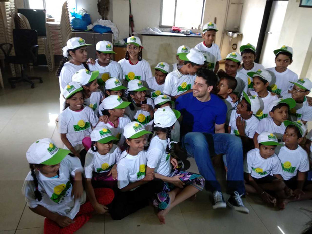 This is how Sooraj Pancholi celebrated his birthday this year (3)