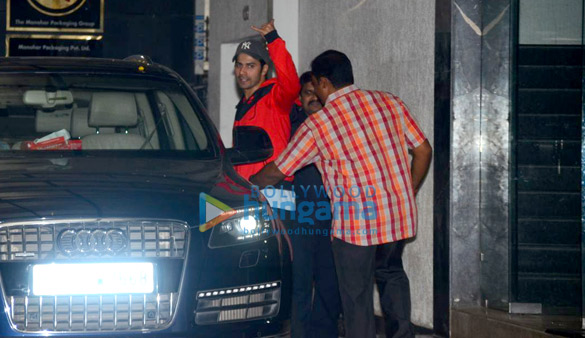 Varun Dhawan & Jacqueline Fernandez snapped post gym session