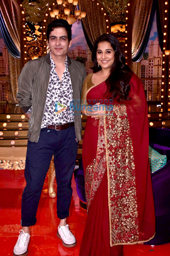 vidya balan and manav kaul snapped on the sets of the show aunty boli lagao boli 5
